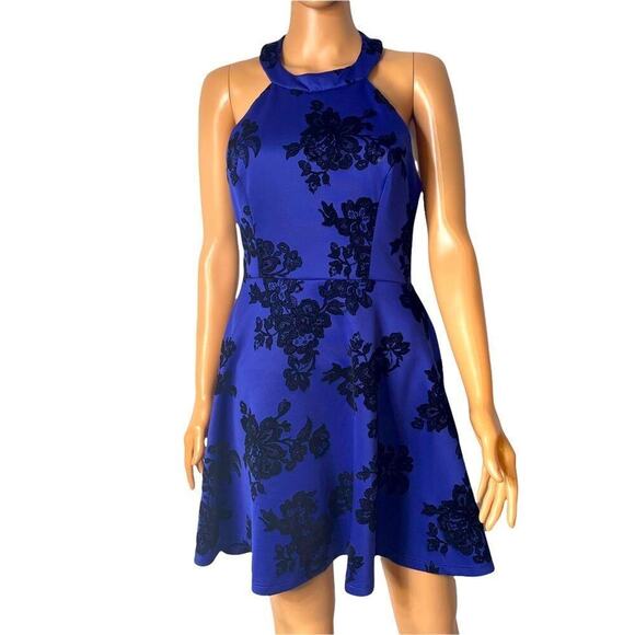 B Darlin dress Flocked Velvet Floral Fit & Flare mini SZ 11/12 black/blue skater - Picture 2 of 16